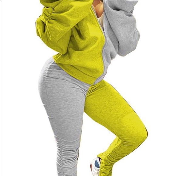 Stylish 2pc Outfit - Picture 1 of 10